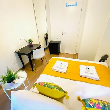 Large 3 Bedrooms In Center With Terraces & Parking - Rol1 아파트