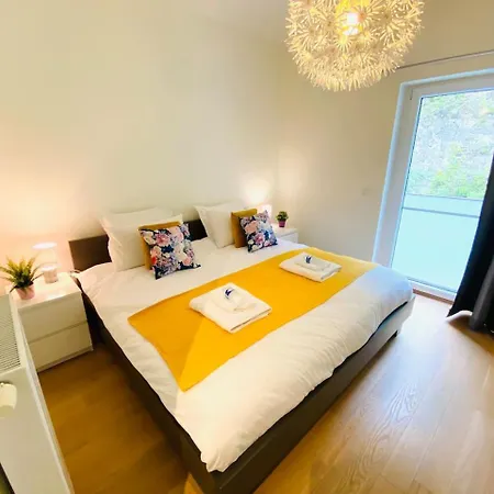 Large 3 Bedrooms In Center With Terraces & Parking - Rol1 아파트
